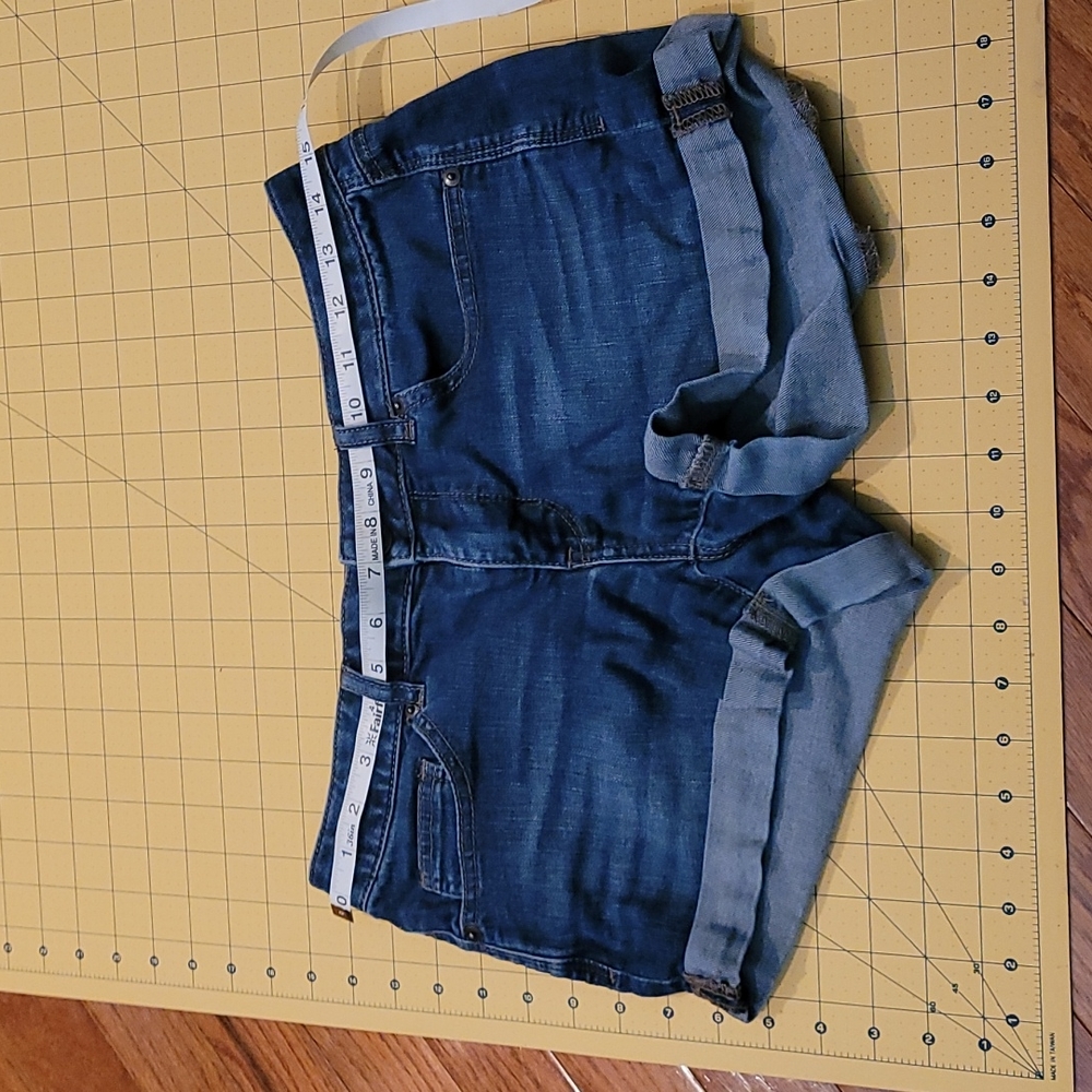 So Jean shorts